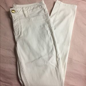 White American Eagle Skinny Jeans